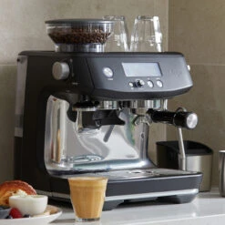 Sage Barista Pro Trüffelschwarz 9 Sage Barista Pro Trüffelschwarz -Beste Café Geschäft 104449 104449sage barista pro truffelschwar mood2