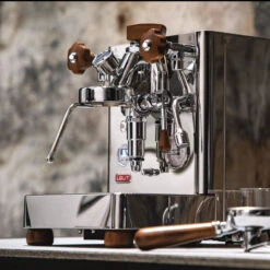 Bianca -Beste Café Geschäft 105742 105742 lelit bianca siebtraegermschine mitsiebtraeger shooting